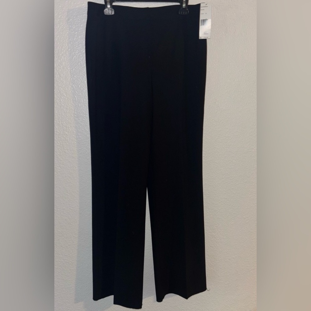 NWT Lafayette 148 New York in Luxurious Jet Black Wide Leg Pants - Size 12 Flaw